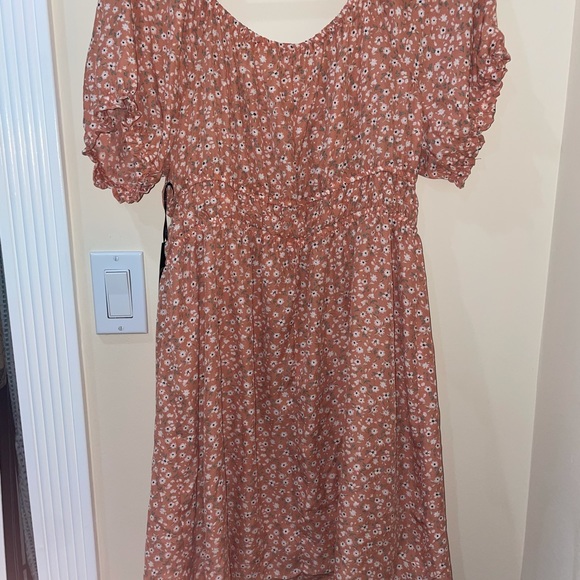 NWT Floral Spring Dress - Picture 9 of 12